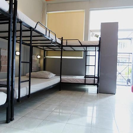 Dream Station - Saigon Hostel Ho Chi Minh City Exterior photo